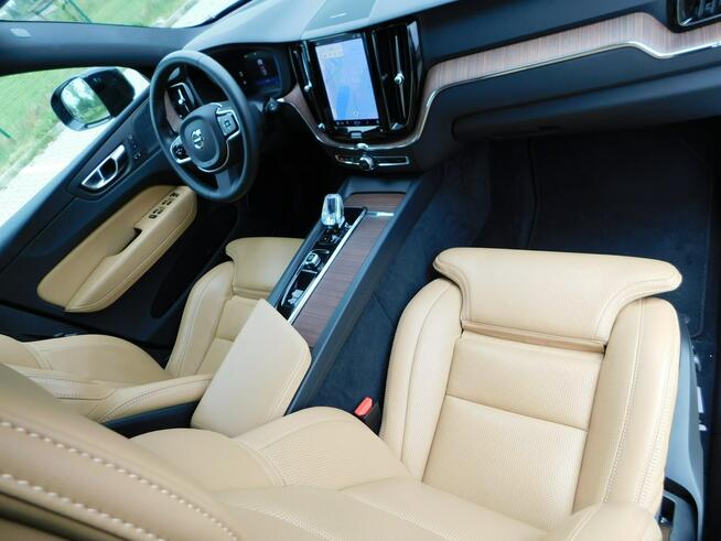Volvo XC 60 AWD z Gwarancja Full Opcja ULTIME DARK Żyrardów - zdjęcie 6