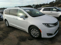 Chrysler Pacifica 2019, 3.6L, Touring L, od ubezpieczalni Warszawa - zdjęcie 2