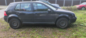 Sprzedaż Volkswagen Golf, rok prod. 2002.