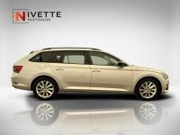 Škoda Superb 2,0 TDI (200 KM) Style Salon PL F-Vat Warszawa - zdjęcie 7