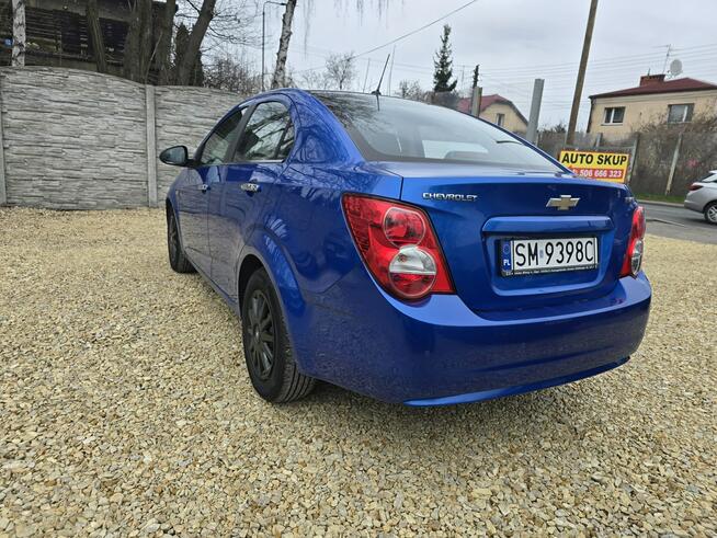Chevrolet Aveo 138tyś km.1.4 100koni.Klimatyzacja.Przestronny Sedan. Sosnowiec - zdjęcie 4