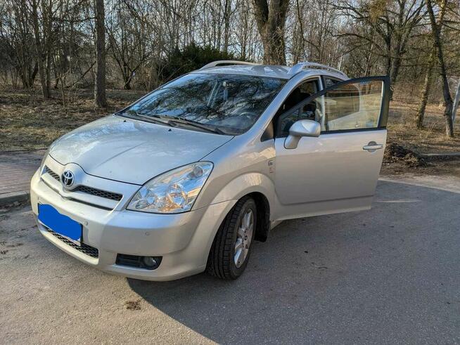 Toyota Corolla Verso 2007 Marki - zdjęcie 8