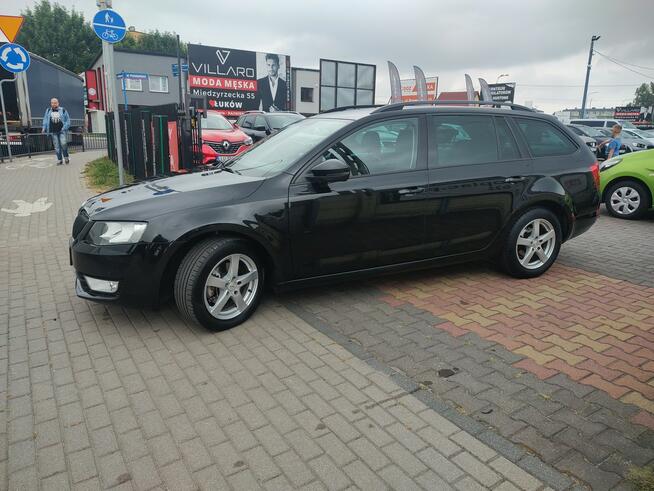 Škoda Octavia 2.0 TDi 150KM Klimatronic Navi Łuków - zdjęcie 9