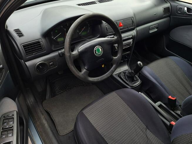 Škoda Octavia * 1.6MPi* 102KM * klimatyzacja* ESP* alufelgi Olsztyn - zdjęcie 5