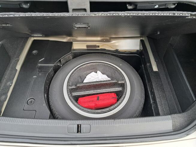 Vw Passat 1.8TSI COMFORTLINE Kup - zdjęcie 9