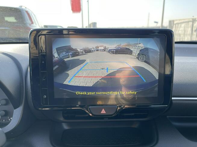 Toyota Yaris Hybryda Automat Kamera cofania Gliwice - zdjęcie 11