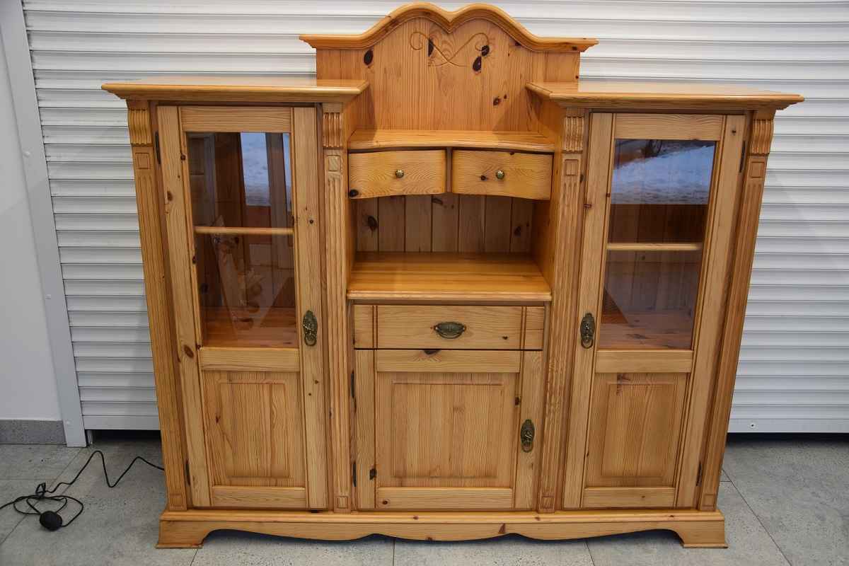 kredens z drewna sosnowego - jak nowy Olsztyn - zdjęcie 1