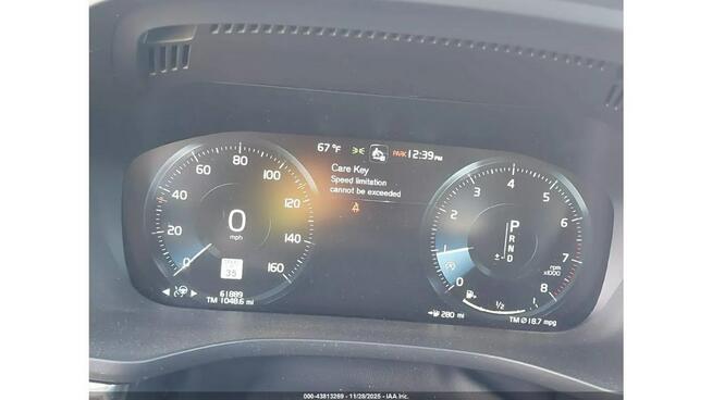 Volvo XC 60 / 2.0 250KM / 4x4 / bogate wyposażenie / Tarnów - zdjęcie 11