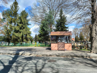 Sprzedam gotowy biznes - kisok przy cmentarzu