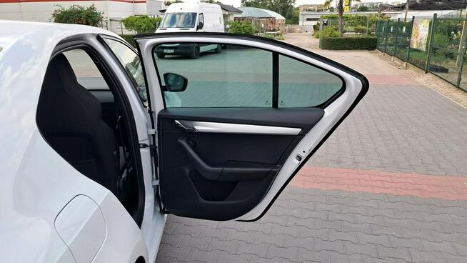 Škoda Octavia 1.6 TDI 115 koni Nawigacja Klimatronik możliwa ZAMIANA Rawa Mazowiecka - zdjęcie 11