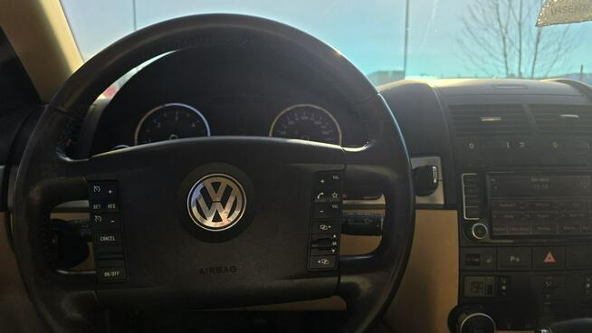 Volkswagen Touareg 4X4  automat  super stan mały przebieg xsenon Lębork - zdjęcie 9