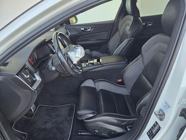 Volvo V60 2.0 Plug-in * AWD * kamera * navi * LEDY * R-DESING Raba Niżna - zdjęcie 8