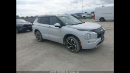 Mitsubishi Outlander Bogata wersja wyposażenia / AWD / Hybryda