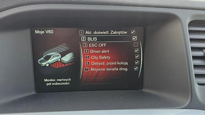Volvo V60 2.0 benzyna Moc 240 KM benzyna - GAZ Płock - zdjęcie 6