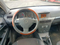 Opel Astra 1.7CDTI 101km 05r Tarnów - zdjęcie 7