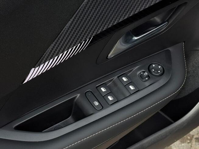 Peugeot 208 Allure Pakiet Vision/Keyless/Kamery 360/Pakiet Widoczność Piła - zdjęcie 10