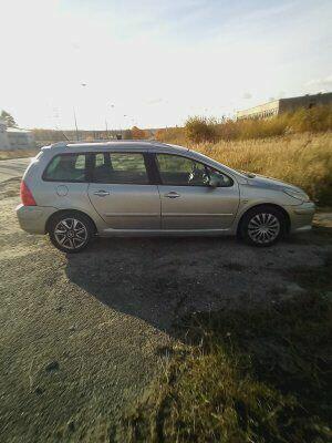 Peugeot 307 SW Panorama 1,6 diesel 2007r. Kielce - zdjęcie 12