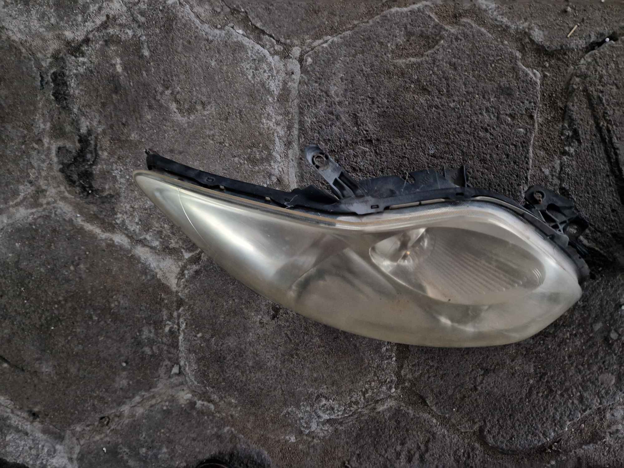 Lampy  toyota auris Nowe - zdjęcie 4