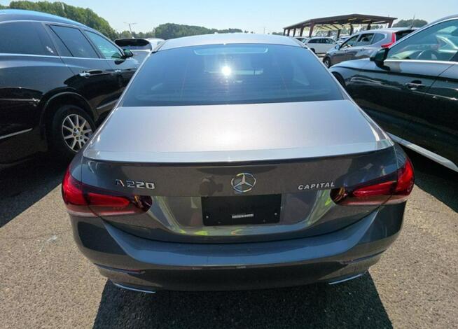 Mercedes A 220 4Matic / pakiet AMG / niski przebieg Wrocław - zdjęcie 6