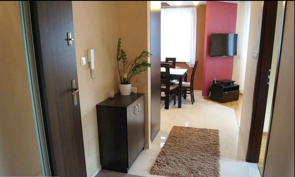 3pok, 52met, Okolice Zatorskiej BALKON/LUX/2011 (Wrocław) Psie Pole - zdjęcie 9