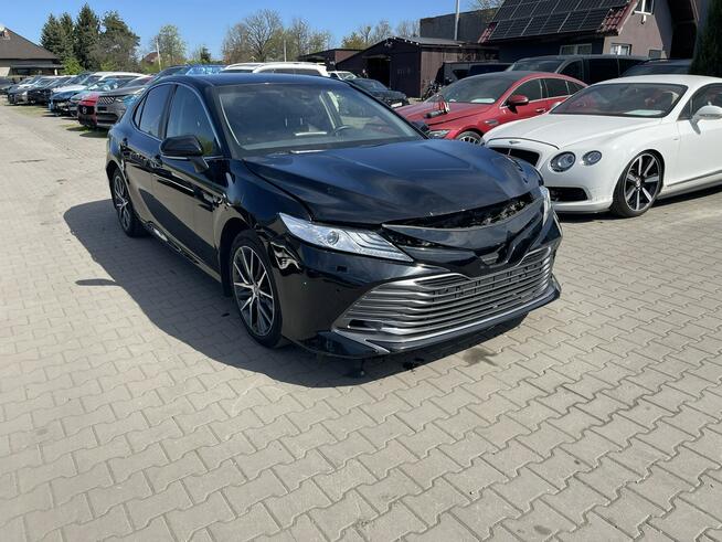 Toyota Camry Salon Polska Hybryda Skóra Kamera 218KM Gliwice - zdjęcie 7