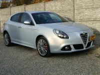 Alfa Romeo Giulietta 1.4T 170KM Sportiva Navi Skóra Czarna podsufitka Dąbrowa Górnicza - zdjęcie 7