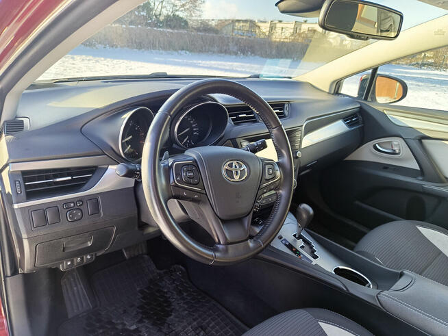 Toyoa Avensis S-Edition Kalisz - zdjęcie 8