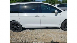 Chrysler Pacifica / LIMITED wersja S / automat / niski przebieg Tarnów - zdjęcie 9