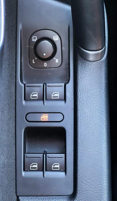 Volkswagen Passat kombi 2.0 Tdi Warszawa - zdjęcie 5