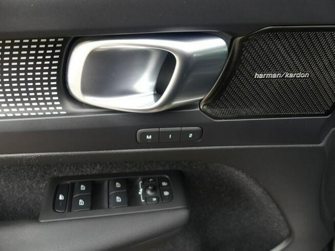 Volvo XC 40 XC40 T4 AWD R-Design Navi Kamera RfK Leder F. VAT23 Dąbrówka Wielka - zdjęcie 7