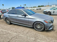 Mercedes C 300 4Matic / pakiet AMG / niski przebieg