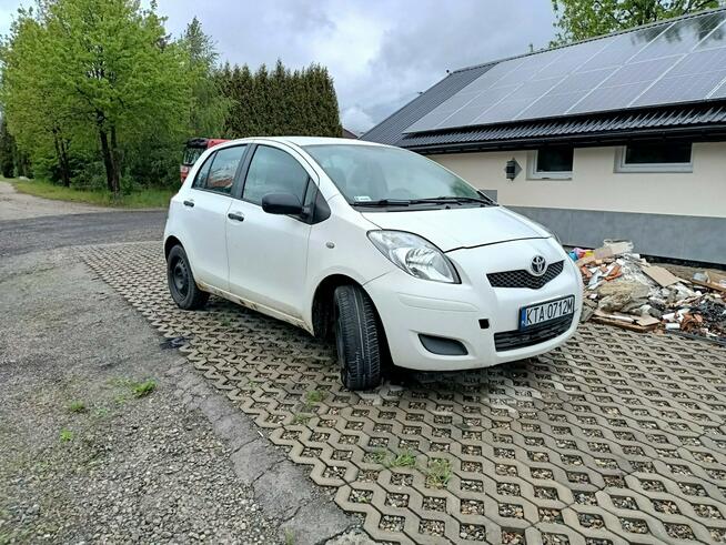 Toyota Yaris 1.0 09r Tarnów - zdjęcie 1