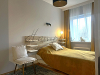 Kawalerka z widokiem na Park Kępa Potocka Żoliborz - zdjęcie 6