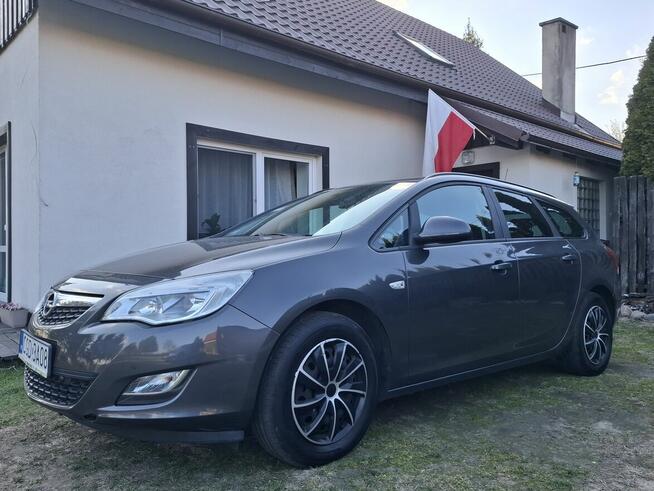 Sprzedam Opel Astra J combi 2011 Dólsk - zdjęcie 4