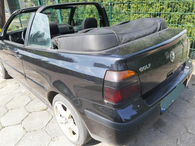 Czarny VW Golf IV cabrio 1,8 gaz LPG 1998 możliwość zamiany Ciechocinek - zdjęcie 1