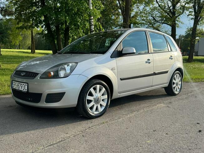 Ford Fiesta Bez korozji, bezwypadkowy, bardzo dobrym stan Kobielice - zdjęcie 1