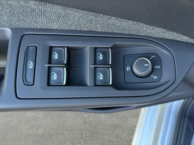 Volkswagen Golf 2.0 TDI Life! Z Polskiego Salonu! Faktura VAT! Warszawa - zdjęcie 11