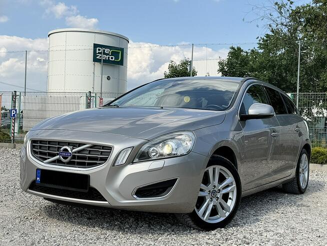 Volvo V60 Bi-Xenon Skóry Navi Gwarancja Kutno - zdjęcie 8