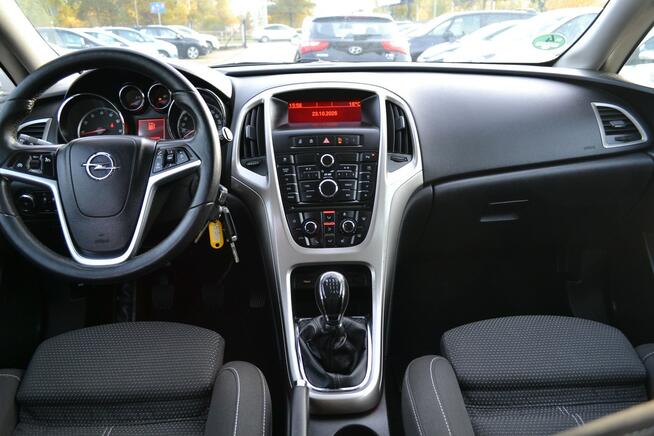 Opel Astra Nawigacja*Klima*Wymieniony Rozrząd* Zadbany*1.4T 120KM Częstochowa - zdjęcie 8