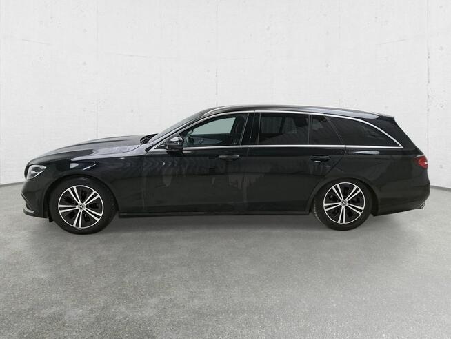 MERCEDES-BENZ E 220d Komorniki - zdjęcie 4