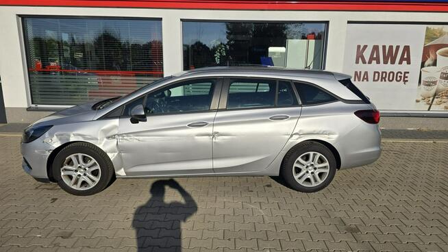 Opel Astra Mały Przebieg Obtarty Bok Karczew - zdjęcie 3