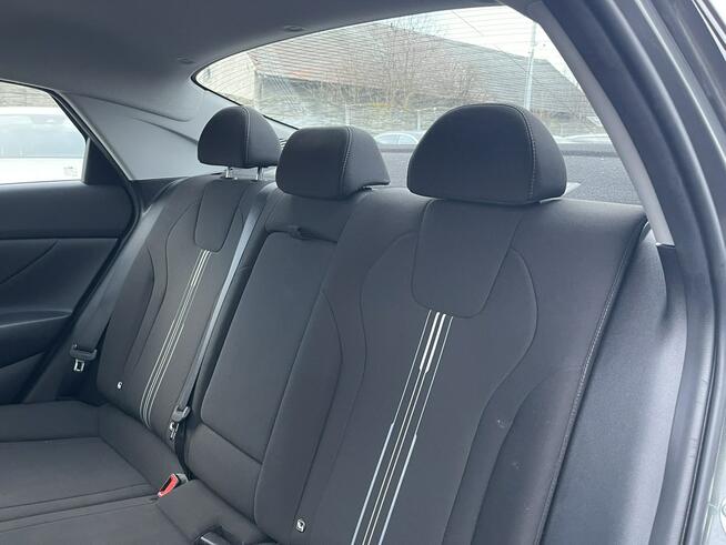 Hyundai Elantra 1.6l LED Kamera Podgrzewanie Klimatronik Gliwice - zdjęcie 11