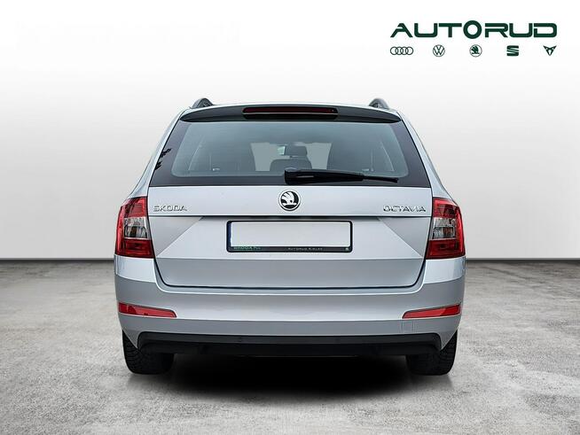 Škoda Octavia 1.6TDI 105KM Ambition 2014 Salon PL Kielce - zdjęcie 4