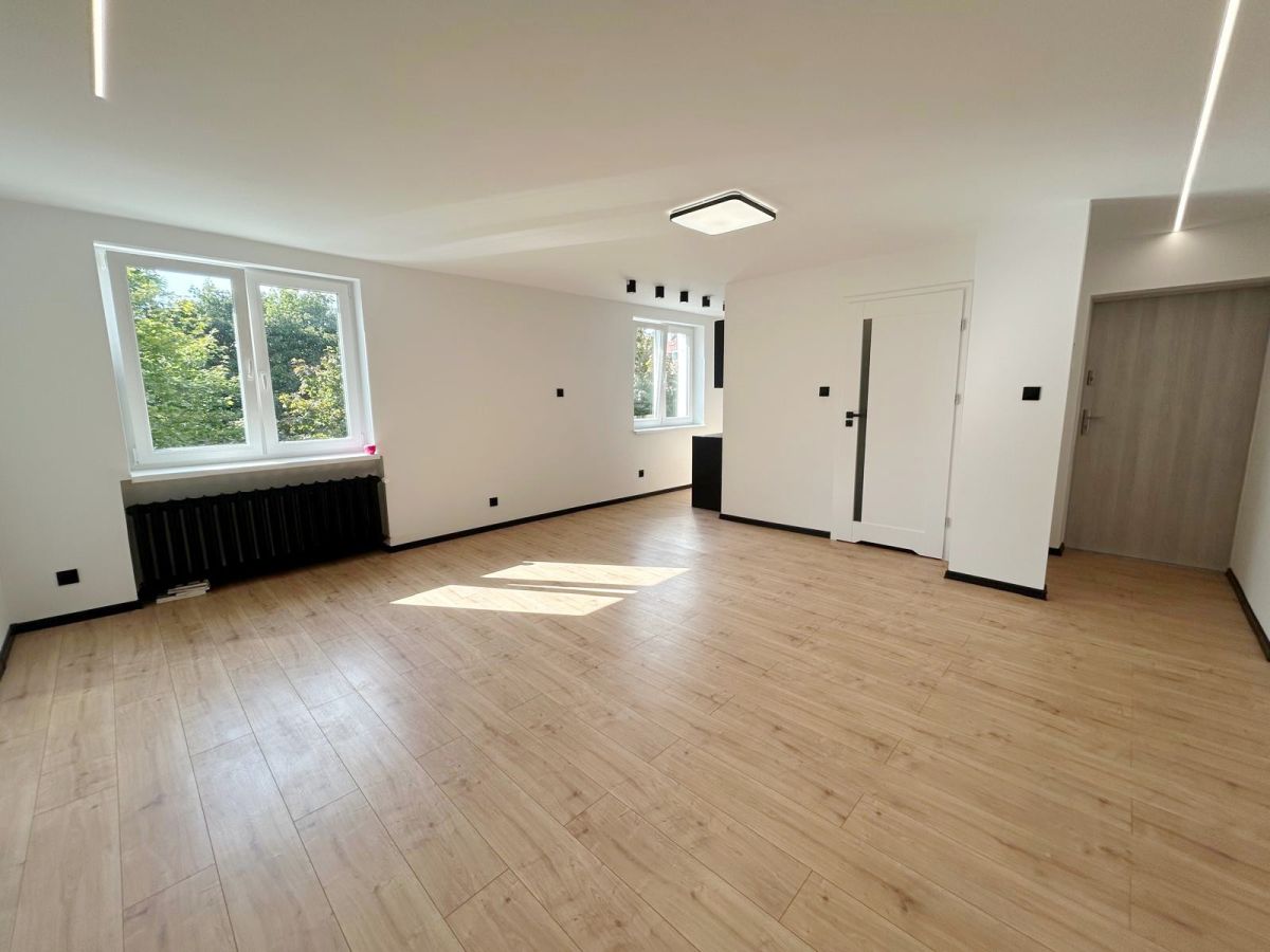 Przestronna kawalerka po kapitalnym remoncie! Poznań - zdjęcie 1