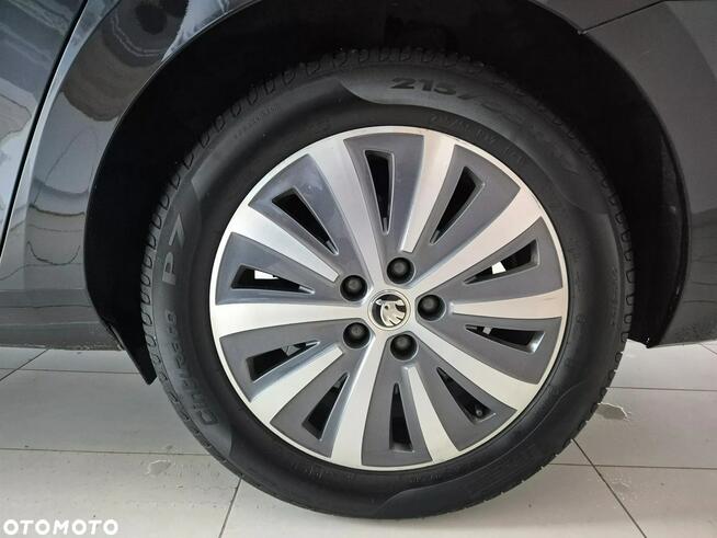 Škoda Superb Kraków - zdjęcie 8
