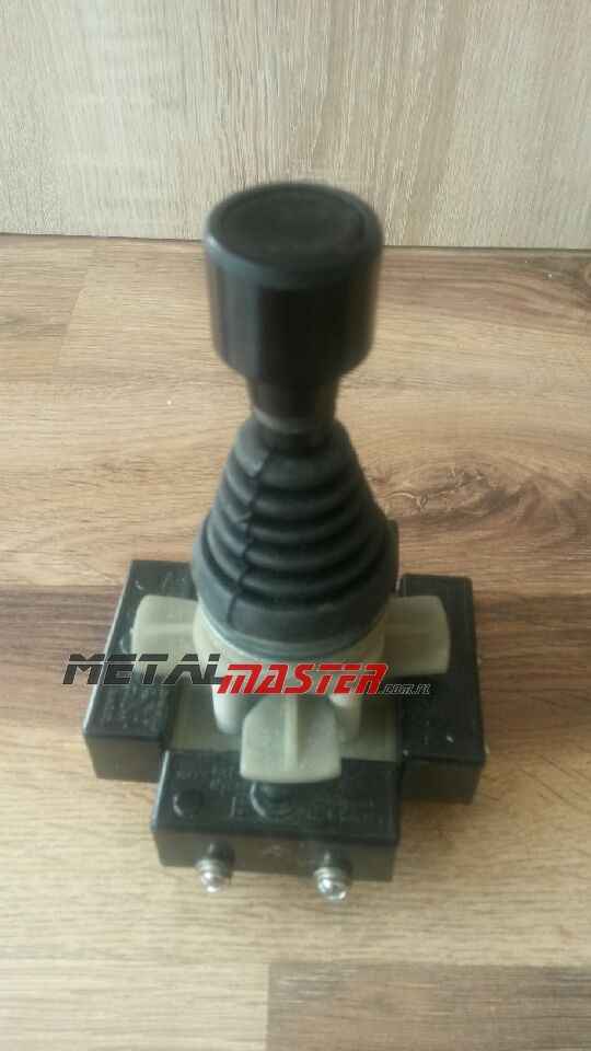 *** Przełącznik krzyżowy 1M63 ***tel. 691294025 Dębica - zdjęcie 1