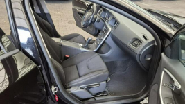 Volvo V60 2.0 D2 120KM Navi Led Climatronic Pdc Serwis Płock - zdjęcie 8