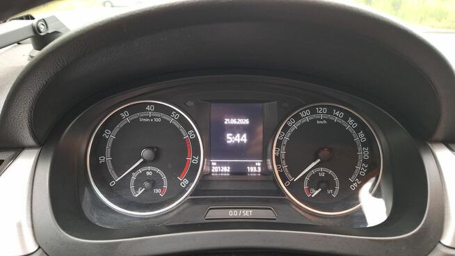 Skoda Rapid 1.0 TSI 110KM Ambition Dodtkowe wyposażenie Sosnowiec - zdjęcie 7