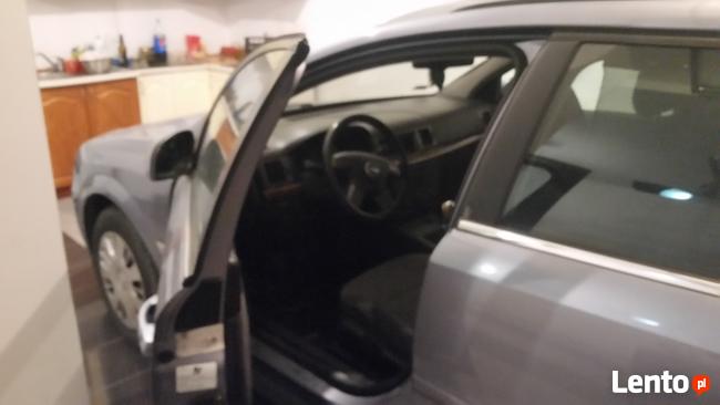 Opel Vectra C 150 KM 1.9 DTI kombi Skrzelczyce - zdjęcie 5