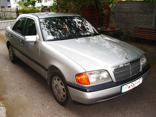 Mercedes C klasa 2,0 Diesel 1994r Września - zdjęcie 9